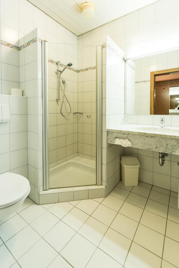 Gasthof Zum Hirschen Burgau Ngoại thất bức ảnh