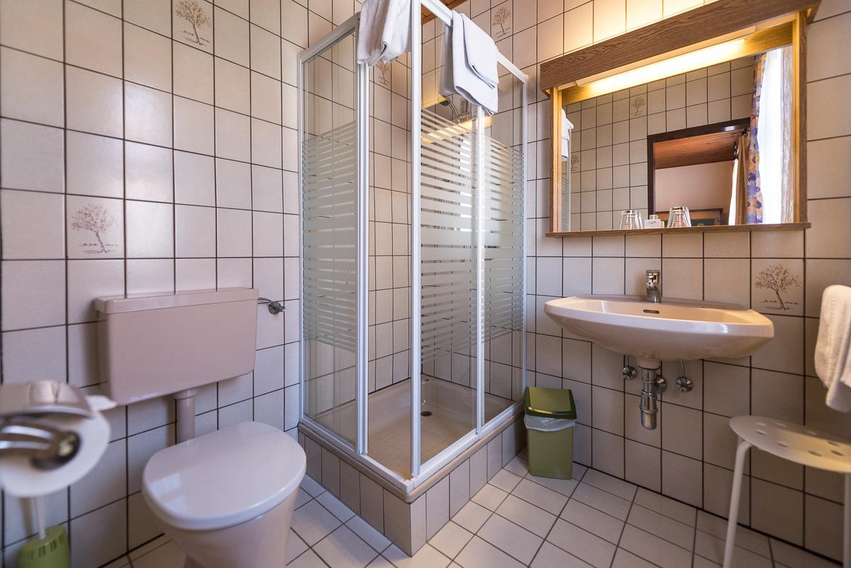 Gasthof Zum Hirschen Burgau Ngoại thất bức ảnh